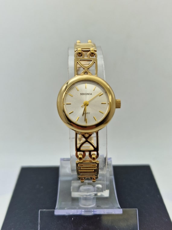 A Sekonda Ladies Gold Plated Quartz Watch Model: 04346. (E11  display picture 1