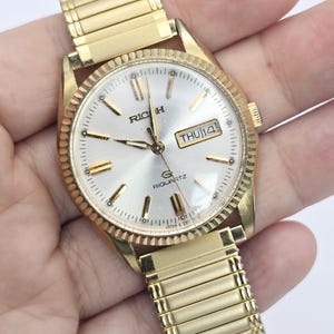 Vintage Ricoh Riquartz Gold Tone Watch Day Date 1970s - Etsy India