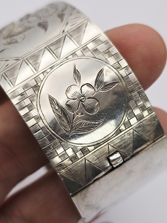 Antique Victorian Solid Silver Hinged Bracelet Ba… - image 11