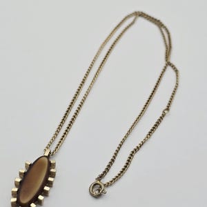 Vintage Sarah Coventry Faux Tigers Eye Gold Tone Pendant and Necklace