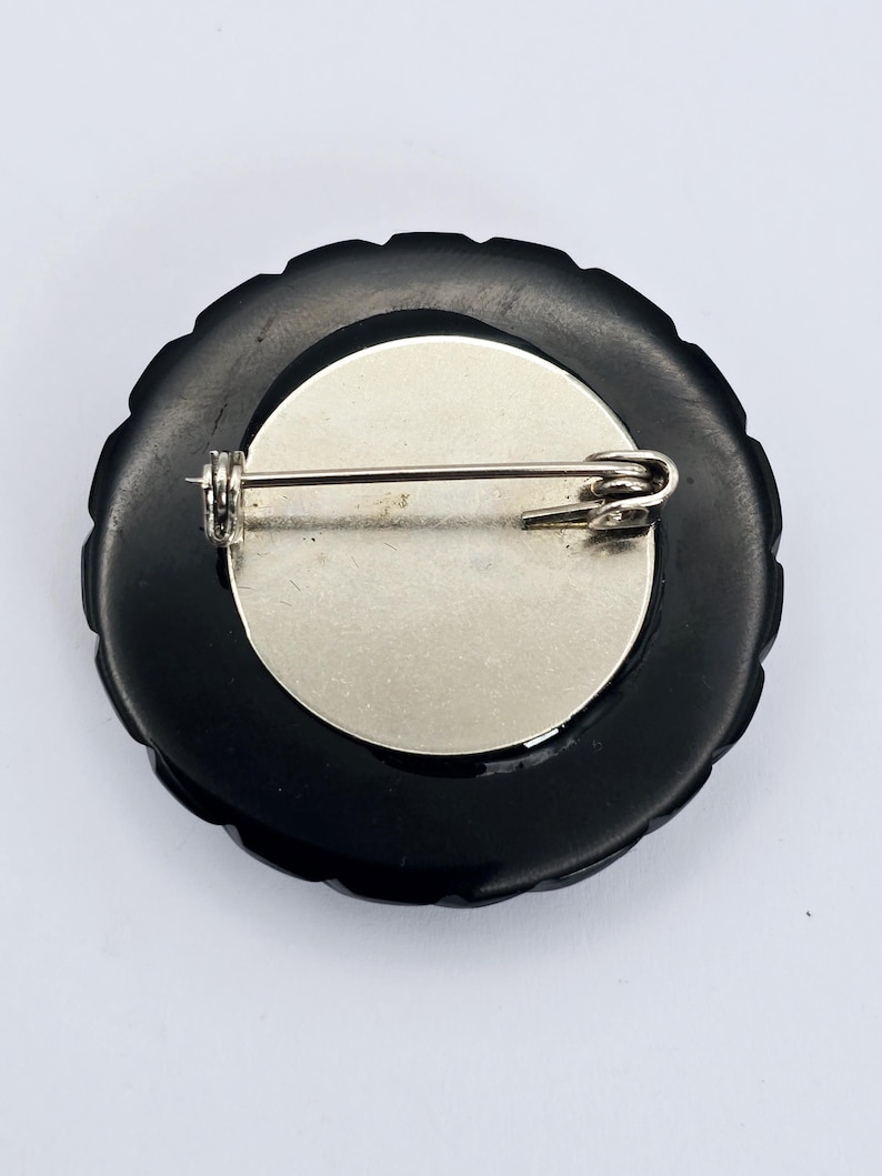 Round Victorian Jet and Fossil Ammonite Mourning Brooch