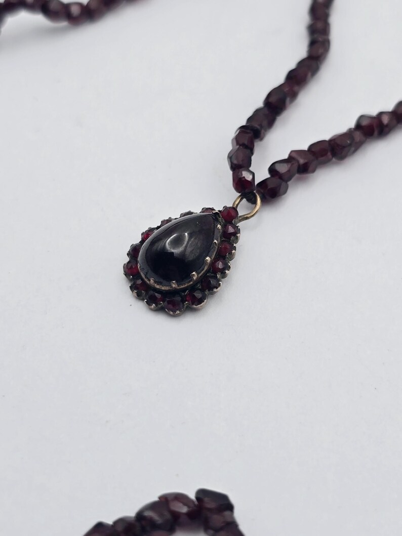 Antique Victorian Faceted Garnet Double Strand Necklace & Pendant with 18ct Yellow Gold Clasp