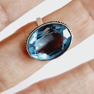 Vintage Silver and Blue Paste Oval Shape Ring Size M