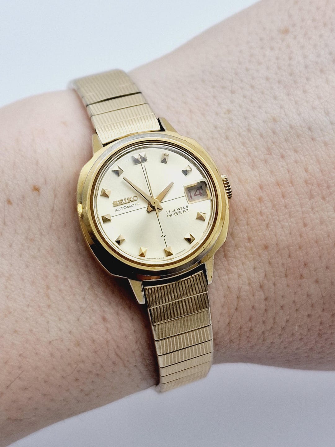 SEIKO 自動巻き HI BEAT 17jewels A1881 il_1080xN.6825179557_35dr.jpg
