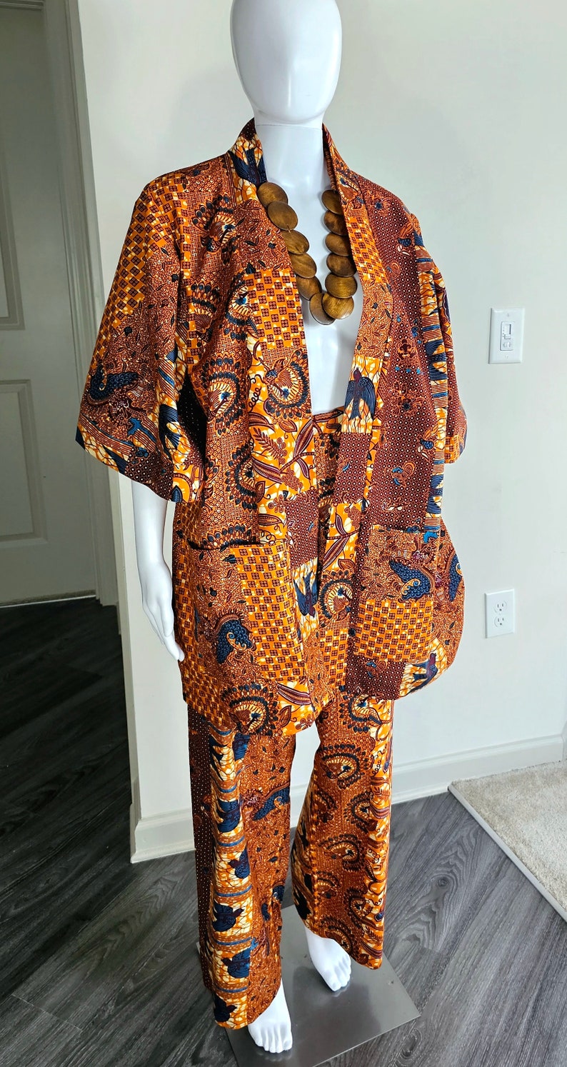 Brown Abstract Print Kimono main image 1