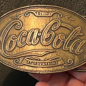 Cocacola Belt Buckle - Etsy display picture 2
