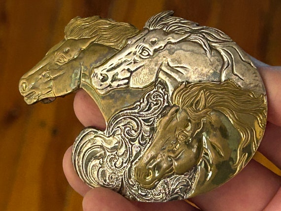Very rare Triple Horse Head  belt buckle by Crumr… - image 8