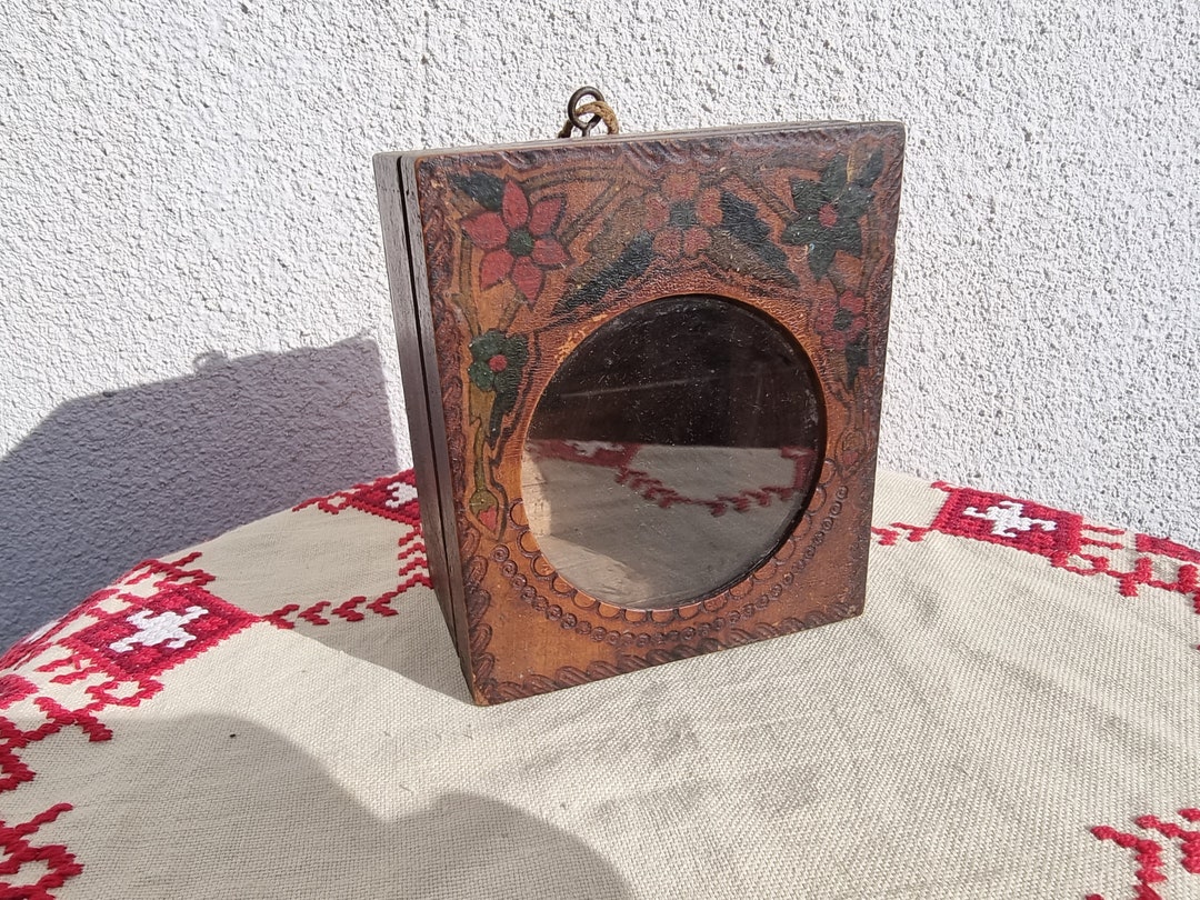Vintage Wooden Alarm Clock Box. Display Case. Pyrograph Etsy
