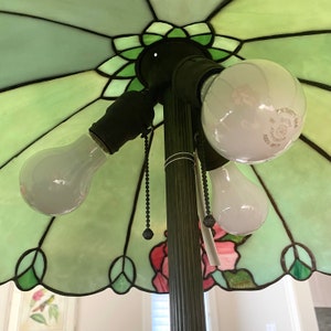 Antik lampa i jugendmålning: Duffner & Kimberly-stil, amerikanskt hantverk bild 9