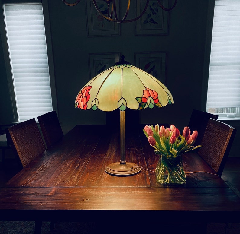 Duff & Kimberly stained glass lamp