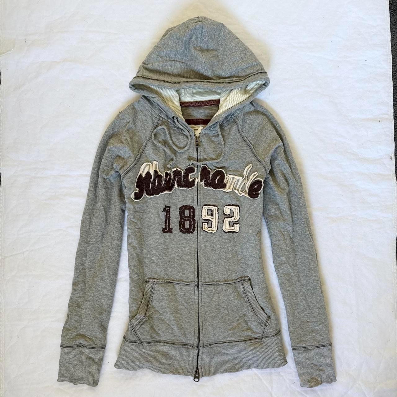 Hollister vintage hoodie - Etsy 日本