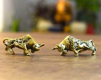 Brass Bull Miniature Figurines (Set of 2): Taurus Zodiac Decor