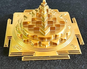 Brass Shree and Kuber Yantra: Lakshmi Maa, Prosperity & Abundance,Kuber the Hindu god of wealth.