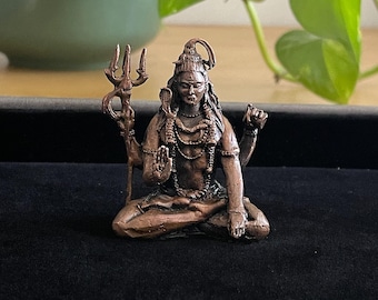 Handcrafted Copper Shiva Idol: Hindu Deity Statue for Meditation