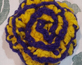 Cute Flower Bag Charm - LGBTQ+ - Intersex - Beltloop Accessory - Pride - Crochet - Subtle - Lesbian - Gay - Enbies - Queer Yarn Gift