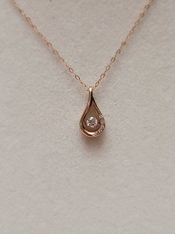 Teardrop Shape Diamond Necklace Set in 18K