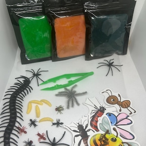 CREEPY CRAWLERS Playdough Kit