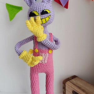 Patrón en español, de amigurumi JAX imagen 6