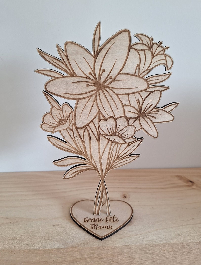 Bouquet de fleurs en bois personnalisé