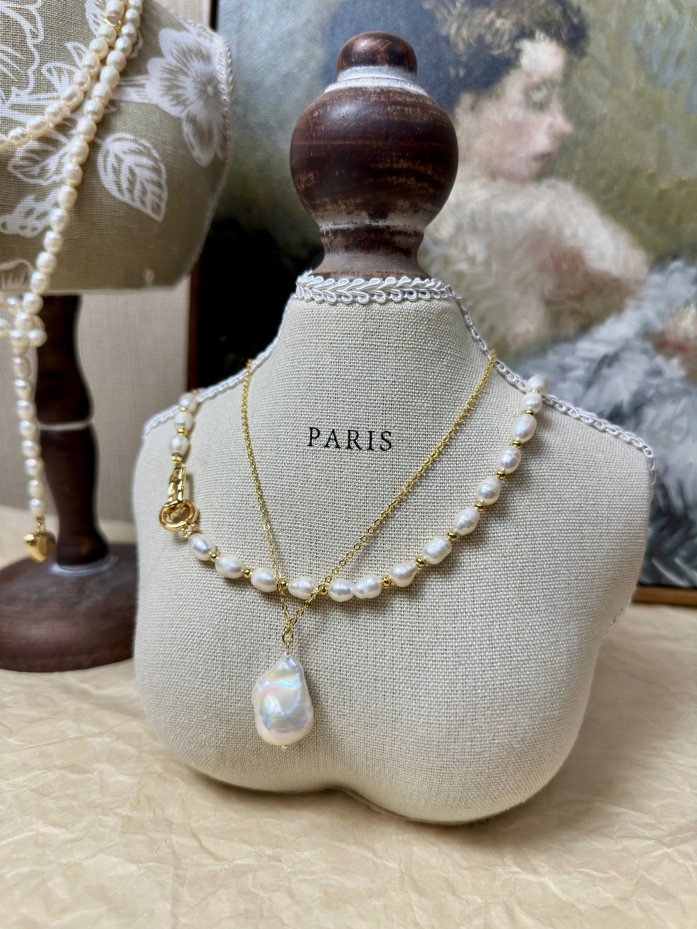 Natural Moon Baroque Freshwater Pearl Pendant Necklace main image 0
