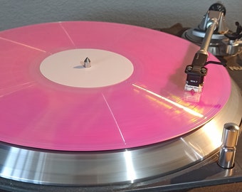 Vinyle couleur opale personnalisé avec la playlist de vôtre choix, picture disc opale, personnalisation pochette et macarons.