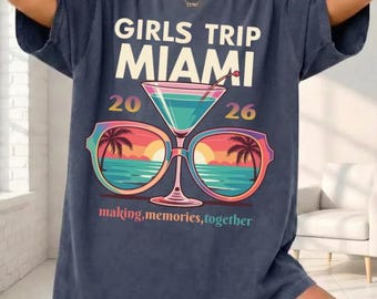 Mädchen Miami Trip 2026 Retro Design: Sommer Urlaub Clipart PNG