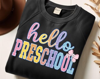 Hola Preescolar PNG, Diseño de regreso a clases con estampado de cuadros, Gráfico de sublimación para maestra de preescolar