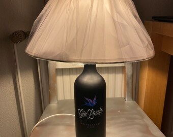 Lamp made from old gin bottles: Gin LUUM