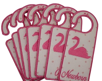 Separadores de armario para bebé con diseño de cisne bordado, ideales para organizar la habitación del bebé, desde recién nacidos hasta los 24 meses.