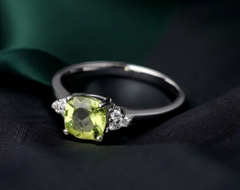 Peridot Ring, Gemstone Ring, Promise Ring, Dainty Ring, Sterling Silver Ring, Crystal Ring, Unique Ring, Green Stone, Engagement Rings