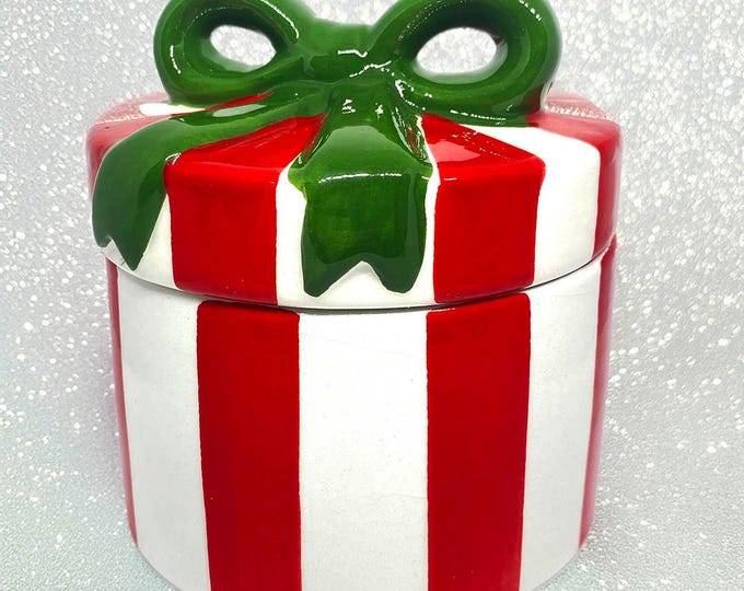 Frosted Plum and Amber Gift Candle