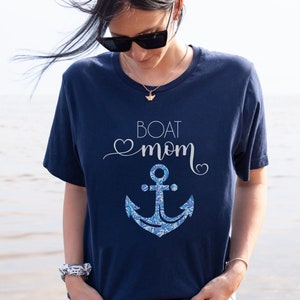 nautical anchor boat mom t-shirt boating