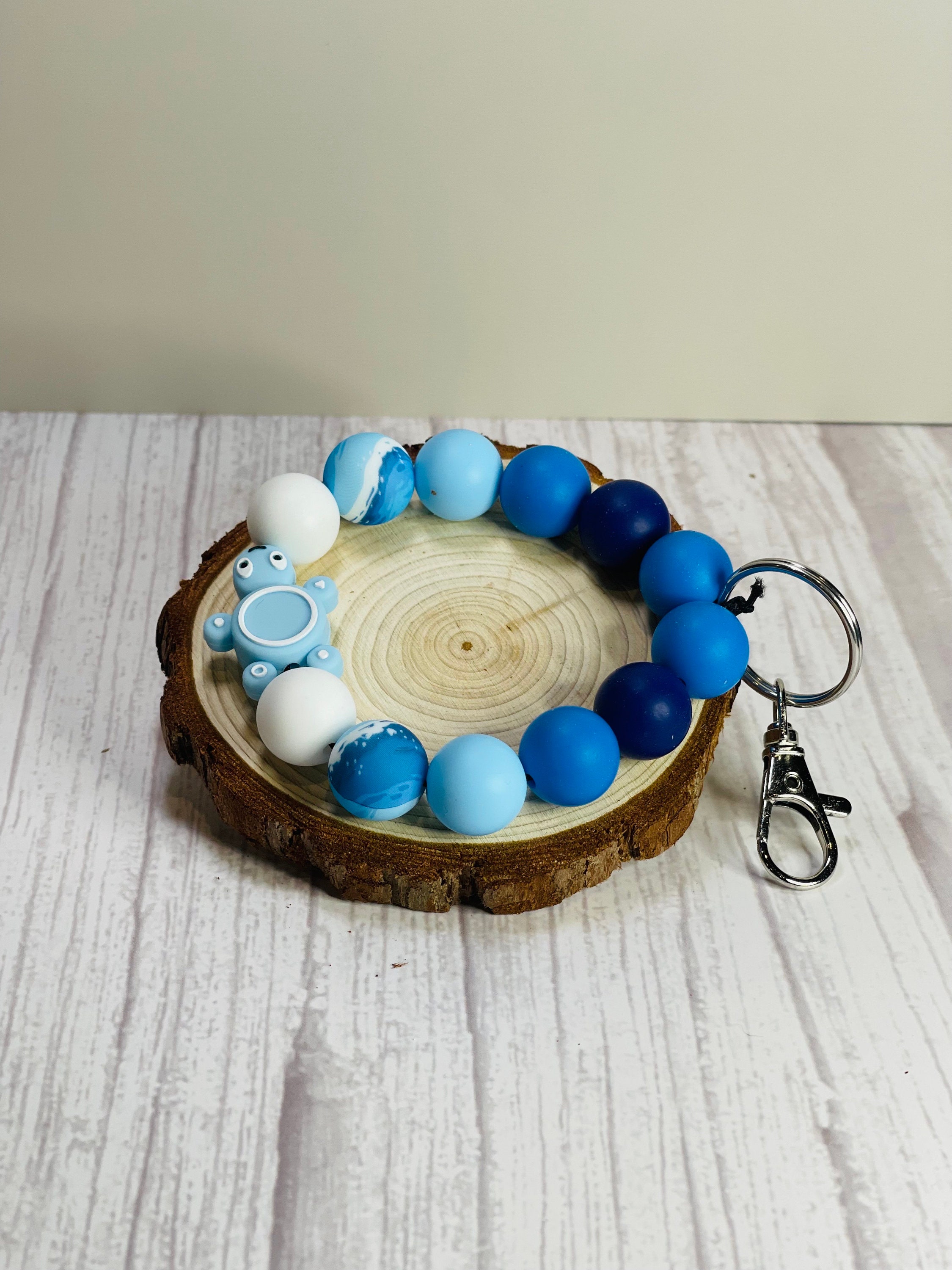 Handmade Beaded Wristlet Keychain with Sea Turtle - Nature Lover Gift - Thumbnail 3