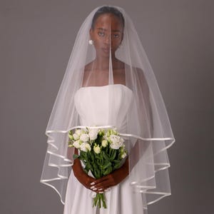 Two-tier satin ribbon veil | Double layer bridal veil with satin edge | Wedding veil with satin ribbon