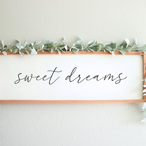 Sweet dreams digital file | png svg INSTANT DOWNLOAD | Above the bed wall art | Master bedroom sign | Wall art print | Nursery wall art