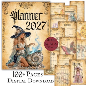 Può includere: Un'agenda digitale 2027 con sfondo in stile pergamena e bordi neri decorati. La copertina mostra una figura con cappello da strega blu e abito accanto a un calderone a forma di conchiglia luminoso. Include pagine per pianificazione e note.