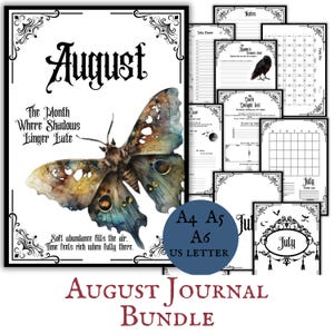 Könnte beinhalten: August-Journal-Bundle mit einer Aquarell-Schmetterlingsillustration. Die Hauptseite zeigt das Wort "August" in gotischer Schrift mit Text darunter. Enthält Tagesplaner-, Notiz- und Kalenderseiten. Erhältlich in den Größen A4, A5, A6 und US Letter.