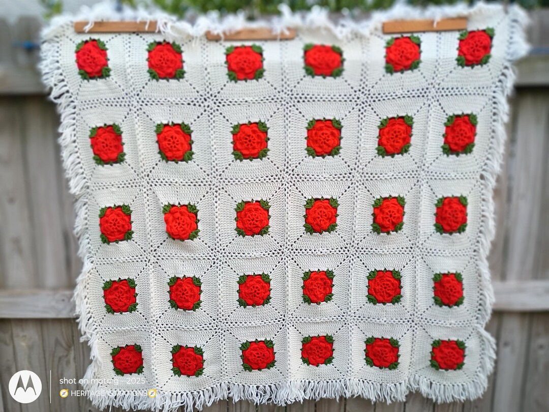 Square Afghan | Heirloom Textile | Handcrafted Vintage Blanket L Granny ...