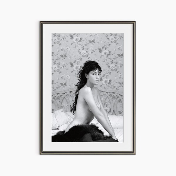 Monica Bellucci Nude Poster, Black White Photo, Naked Monica Bellucci, Nude Celebrity Photo, Nude Art Poster, Museum Quality Photo Art Print