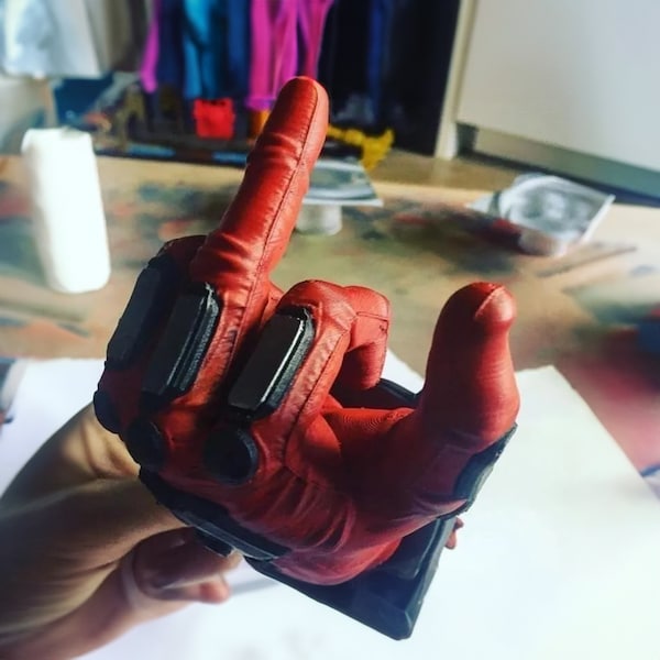 Deadpool's Severed Hand STL Design - Add a Touch of Merc with a Mouth to Your Space!