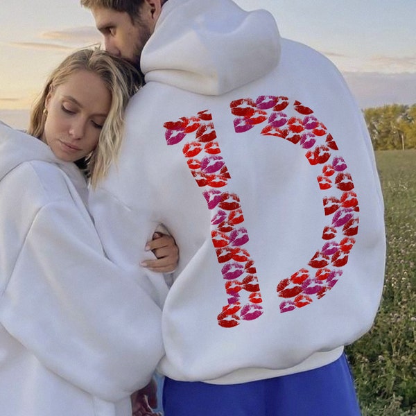 Initial Kisses Custom Letter Hoodie, Cadeau de la Saint-Valentin, Cadeau de la Saint-Valentin pour petit ami, Cadeau à capuche Kissings