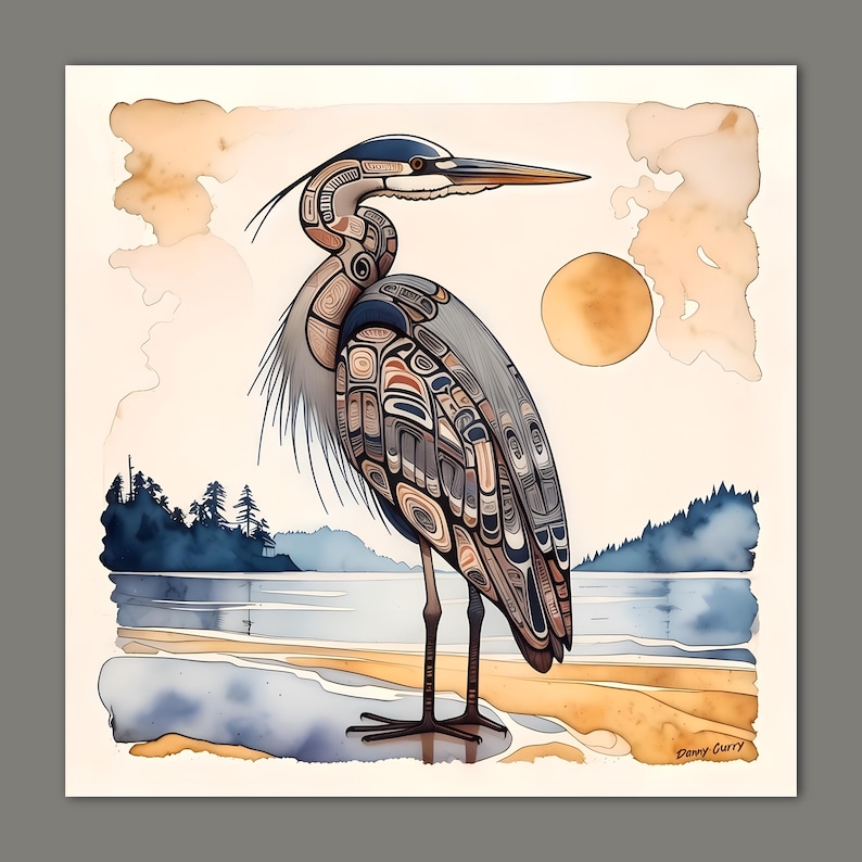 K&ouml;nnte beinhalten: Aquarellmalerei eines Graureihers in einer K&uuml;stenlandschaft. Der Vogel ist mit komplizierten Mustern in Braun-, Grau- und Blaut&ouml;nen dargestellt. Eine gelbe Sonne und eine K&uuml;stenlinie mit B&auml;umen befinden sich im Hintergrund. Signiert "Danny Curry".