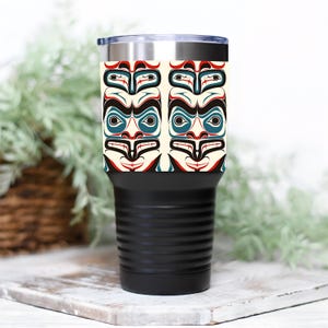Indianer 30 0z. Tundra Becher Abstrakt Pazifischer Nordwesten Haida Stil PNW Indigener Edelstahl Geschenkladen Bestand Vatertag