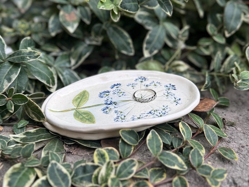 Handmade Ceramic Ring Dish: Pressed Parsley Dandelion Flower Jewelry Holder image 6