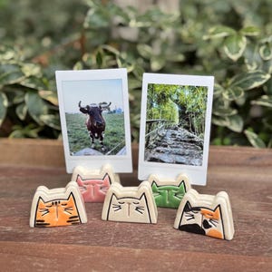 Support photo Kitty Cat ronronnant / Photo Polaroid Instax / Poterie en terre cuite faite main / Cadeau / Porte-cartes