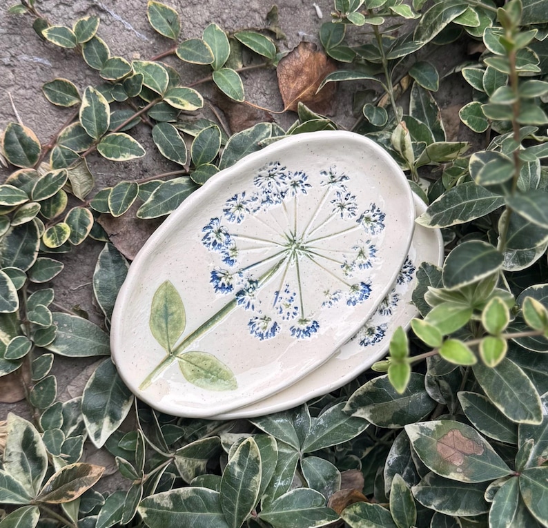 Handmade Ceramic Ring Dish: Pressed Parsley Dandelion Flower Jewelry Holder image 1