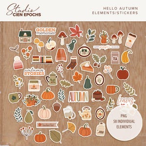 Op de afbeelding: Een verzameling herfstthema stickers en elementen, waaronder pompoenen, bladeren, paddenstoelen en gezellige items. De stickers bevatten tekst zoals "Hello Autumn" en "Autumn Stories". De afbeelding staat op een houten achtergrond.