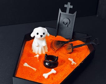 Spooky Coffin Zen Garden with Ghost: Halloween Goth Desk Decor