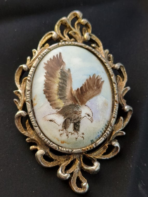 Hand painted porcelain china bald eagle brooch pin