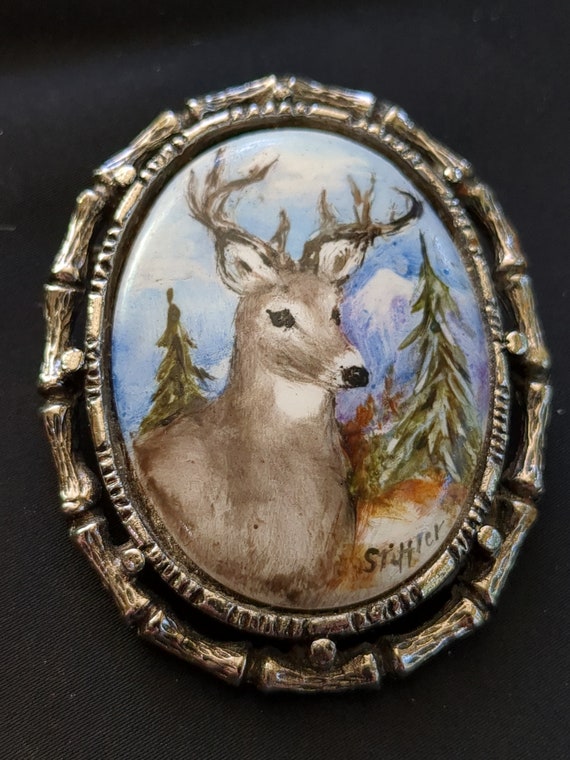 Porcelain hand painted deer buck brooch pin penda… - image 4